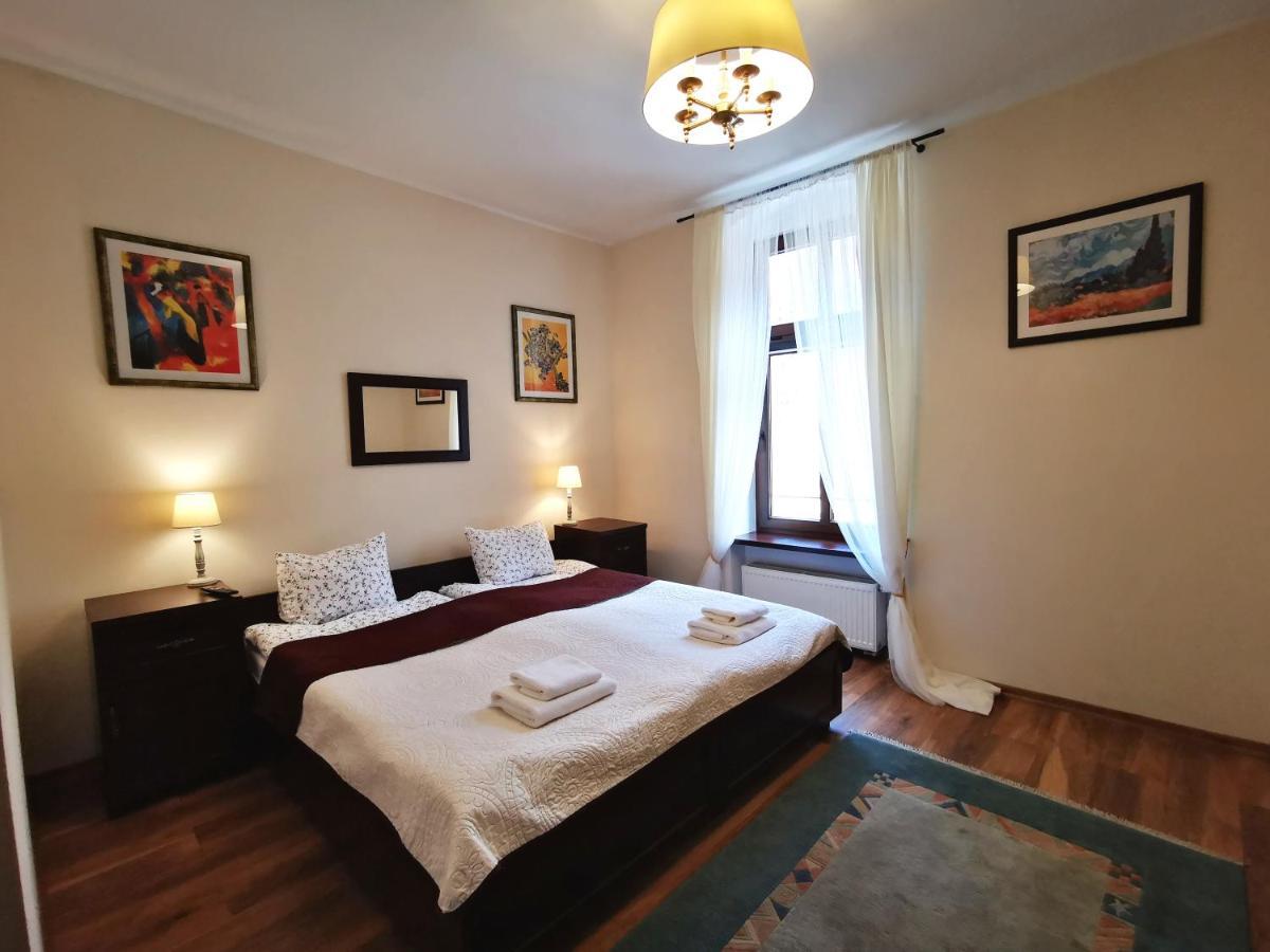 Hotel Charlotta 耶德利纳-兹德鲁伊 外观 照片